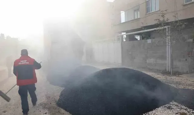Nizip Belediyesi, merkez ve kırsalda çalışmaya devam ediyor