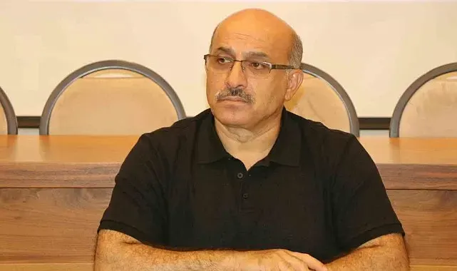 Eğitim-Bir-Sen Adana'da Mustafa Sarıgeçili adaylığını açıkladı