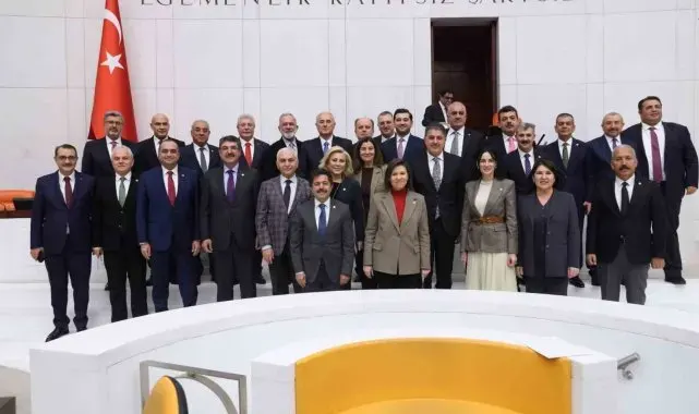 Kamu Başdenetçisi seçilen Mehmet Akarca TBMM'de yemin etti