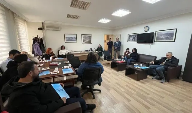 Çanakkale'de Yeni Medyada Dezenformasyonla Mücadele Bilgilendirme Toplantısı düzenlendi