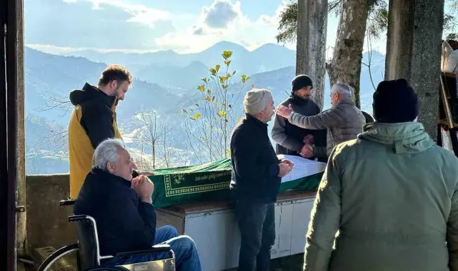 Doğum gününde toprağa verildi
