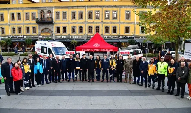 Ambulanslara trafikte yol açan 'Fermuar Sistemi'ne duyarlı olunması çağrısı
