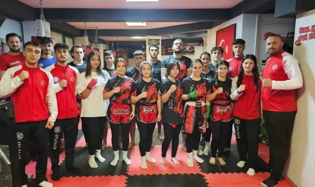 Bandırmalı sporcular Gürcistan Yolcusu