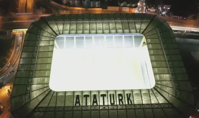 Mustafa Kemal Atatürk'ün ismi Fenerbahçe stadına yazılıyor