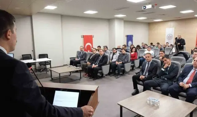 Kütahya'da "Fıtık Cerrahi Günleri" etkinliği düzenlendi