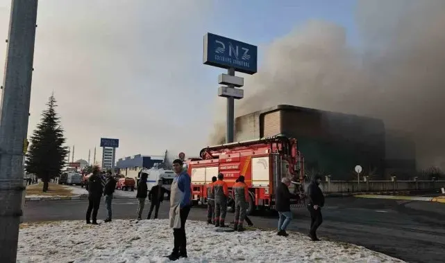 Fabrika yangınında acı haber: 2 ölü