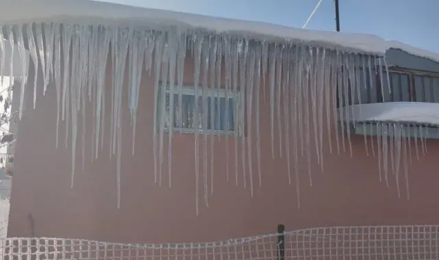 Aşkale'de soğuk hava etkili oluyor