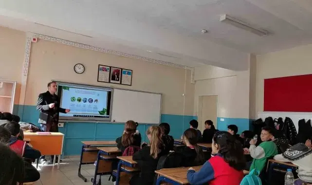 Kütahya DKMP'den öğrencilere biyolojik çeşitlilik, biyokaçakçılık ve yaban hayatı eğitimi