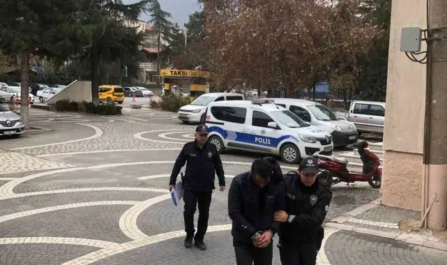 Akşehir'de yapılan denetimde sahte içki yakalandı