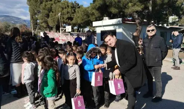 Şehzadeler Belediyesi'nden kırsal mahallelerde diş sağlığı desteği