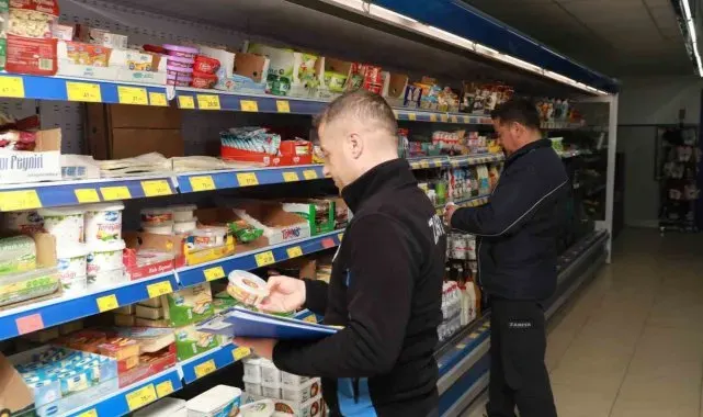 Burhaniye Belediyesi'nden marketlerde sıkı denetim