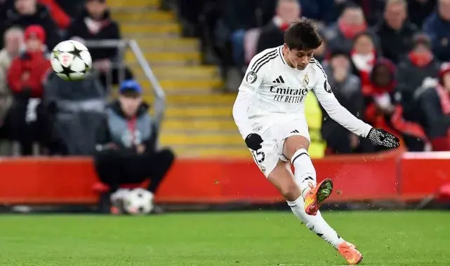 Liverpool, Real Madrid'i 2-0'la geçti
