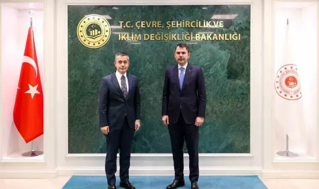 Bakan Kurum, Esenyurt Belediye Başkan Vekili Aksoy'u kabul etti