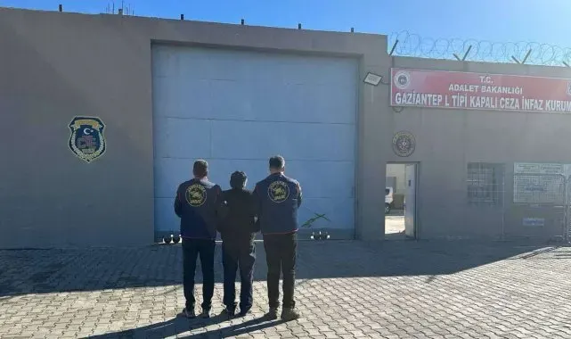 Kesinleşmiş 11 yıl cezası bulunan firari katil zanlısı yakalandı