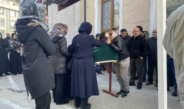 Avcılar'da cinayette hayatını kaybeden berber son yolcuğuna uğurlandı