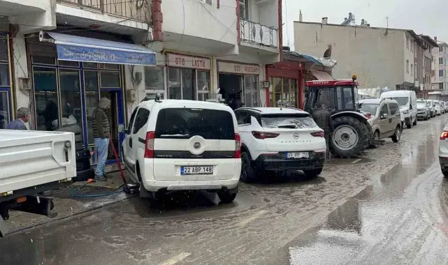 Malazgirt'teki lastikçilerde yoğun mesai