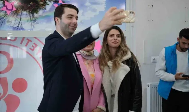 Efendioğlu ÜNİDES projesi kapsamında gençlerle buluştu