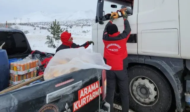 Kahramanmaraş'ta itfaiyesinden yolda kalan araçlara yakıt desteği