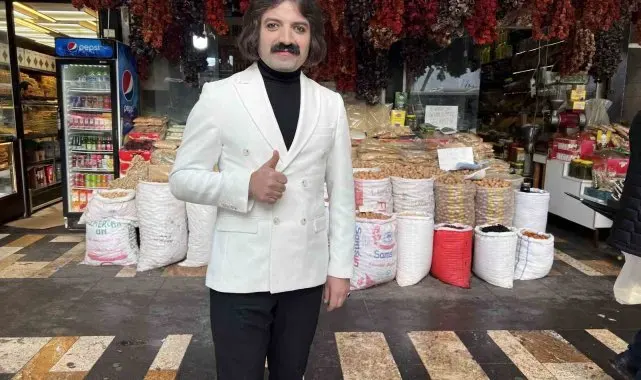 Ferdi Tayfur tarzıyla zamanı durduran Kahramanmaraşlı