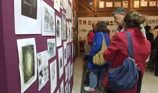 Balıkesir'de Uluslararası Posta Sanatı Sergisi düzenlendi