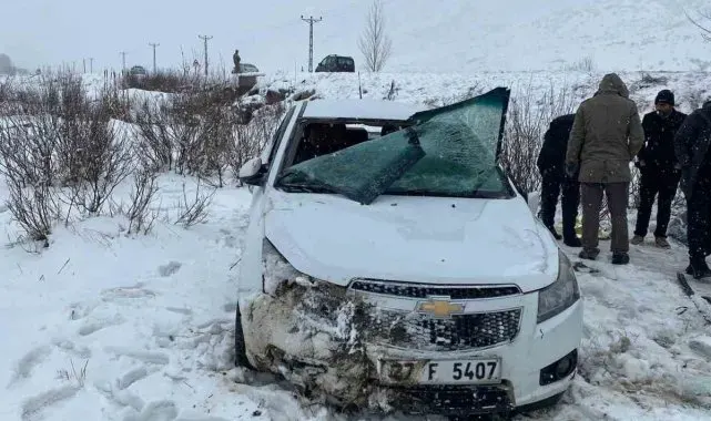 Tatvan'da trafik kazası: 4 yaralı