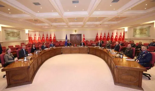 Milli Savunma Bakanı Güler, NATO Genel Sekreteri Rutte'yi kabul etti