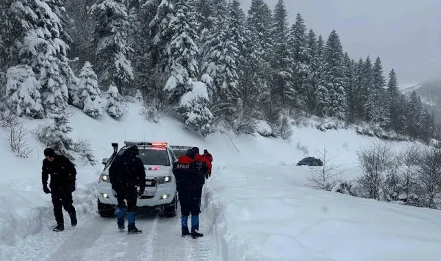 Ordu'da kar nedeniyle mahsur kalan 4 kişi kurtarıldı