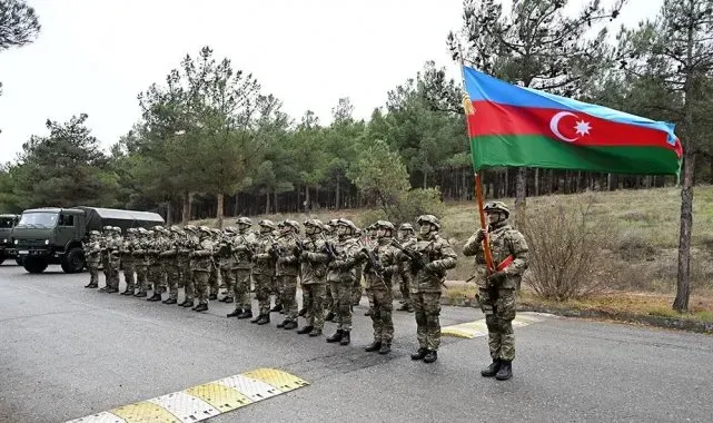 İran ile Azerbaycan'dan askeri tatbikat