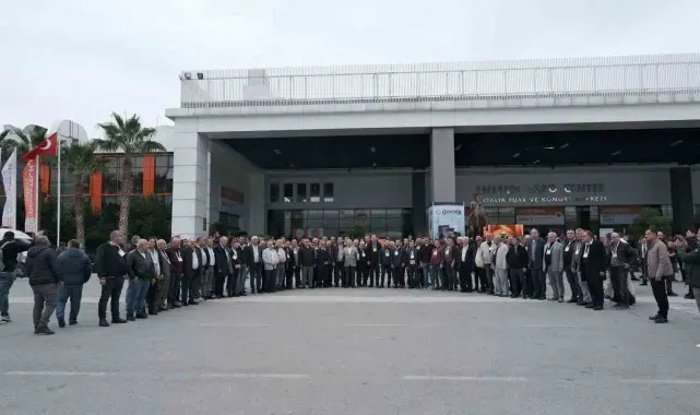 Aydın Ticaret Borsası Üyeleri Antalya'daki fuarda, tarımın geleceğini inceledi
