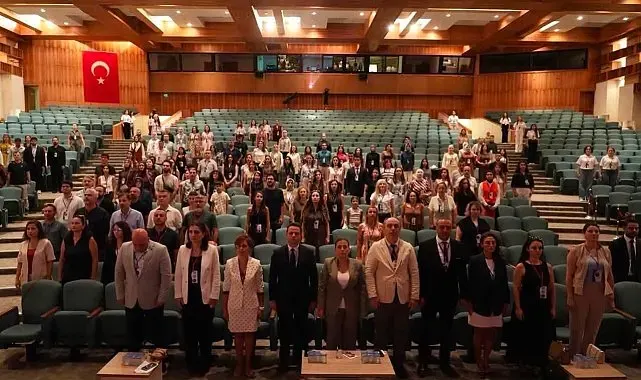 Muğla'da "yapay zeka çağında fen ve matematik eğitimi" zirvesi başladı