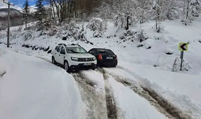 Kar sebebiyle kapanan grup yollarının tamamı açıldı