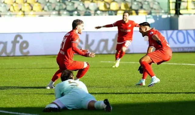 Trendyol 1. Lig: Esenler Erokspor: 2 - Çorum FK: 2