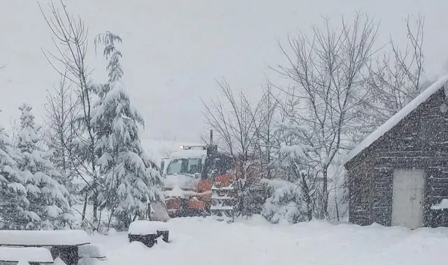 Ordu'nun 15 ilçesinde eğitime kar engeli