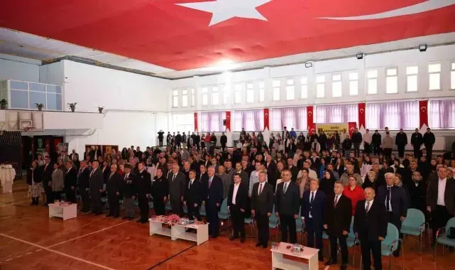 Bafra'da 24 Kasım Öğretmenler Günü kutlamaları