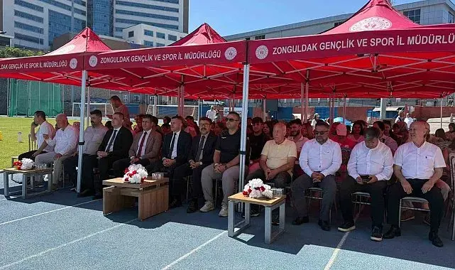 Zonguldak'ta GSB Gençlik Yaz Kulübü Kapanış Şenliği düzenlendi