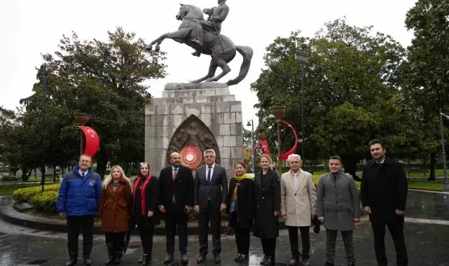 Samsun'da Öğretmenler Günü törenle kutlandı