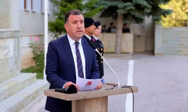 Vali Eldivan: "Öğretmenlik, gücünü sevgiden alan, dünyanın en kutsal ve en saygın mesleğidir"