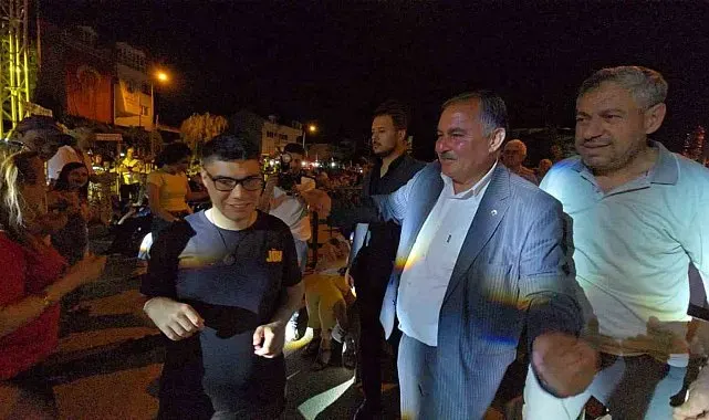 Başkan Pütün özel çocukların kalplerine dokundu