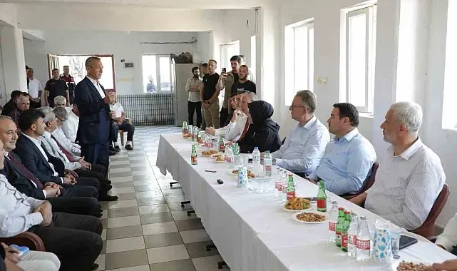 Kütahya Valisi Musa Işın, muhtarların taleplerini dinledi