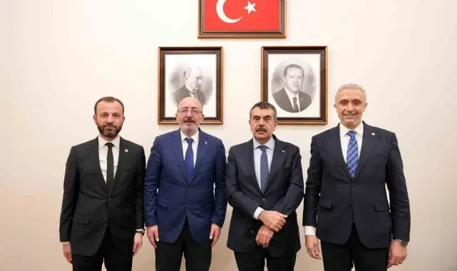 Milli Eğitim Bakanı Yusuf Tekin'e Kütahya'nın talepleri iletildi