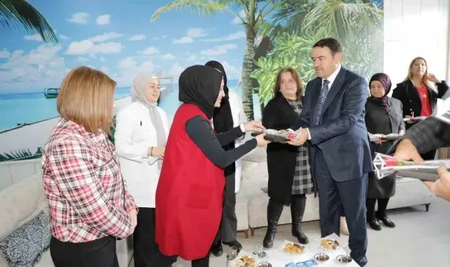 "Öğretmenler, aynı zamanda çocukların hayatına yön veren en değerli rehberlerdir"
