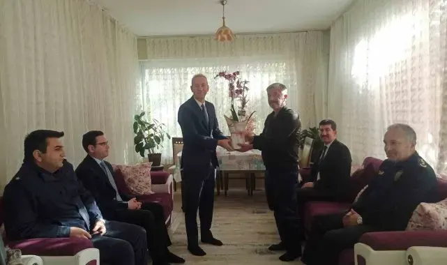 Köyceğiz'de şehit babası emekli öğretmen Uysal unutulmadı