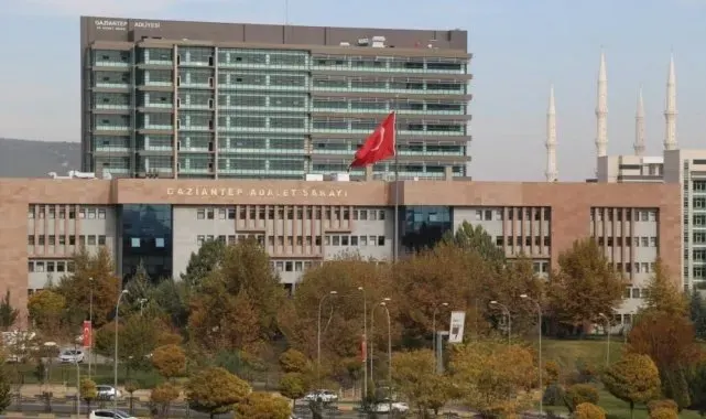 2 çocuğunun gözü önünde karısını öldüren sanığa ağırlaştırılmış müebbet