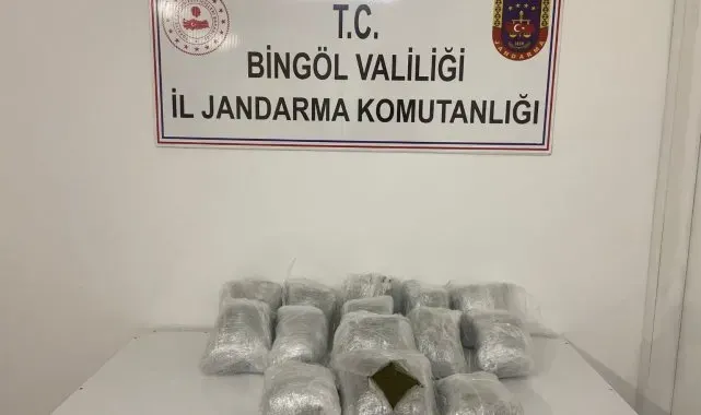 Bingöl'de 20 kilo esrar ele ele geçirildi