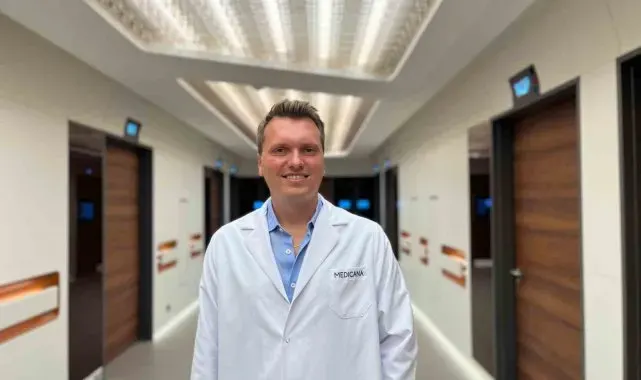 "Annelik estetiğiyle ideal görünüme yeniden kavuşmak mümkün"