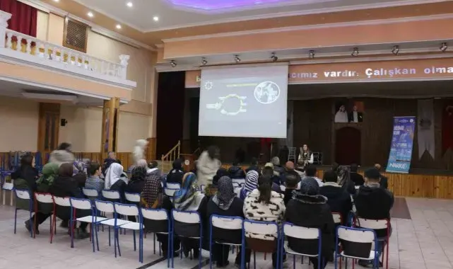 Kamu personeline "NarkoHedef" eğitimi verildi