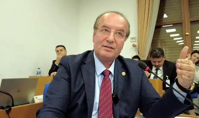 Milletvekili Akay : " KARDEMİR'de kim ne iş yapıyor, belli değil"