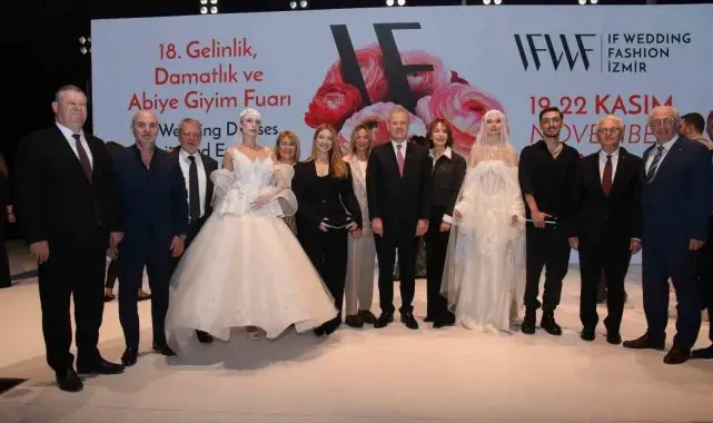 Gelinlikte ödüller İzmir Ekonomi'ye