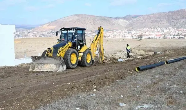 Bozüyük'te altyapı çalışmaları yeni hat yapım çalışmalarıyla devam ediyor