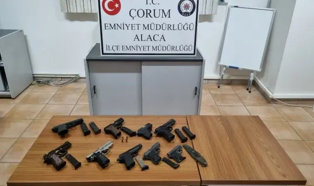 Çorum'da 9 adet tabanca ele geçirildi: 1 gözaltı